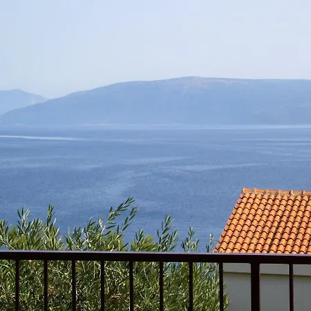 Griv - Close To The Sea Apartment Valun