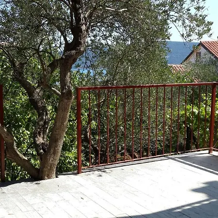 Apartment Griv - Close To The Sea