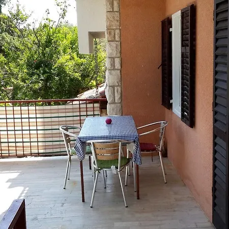 Griv - Close To The Sea Apartment